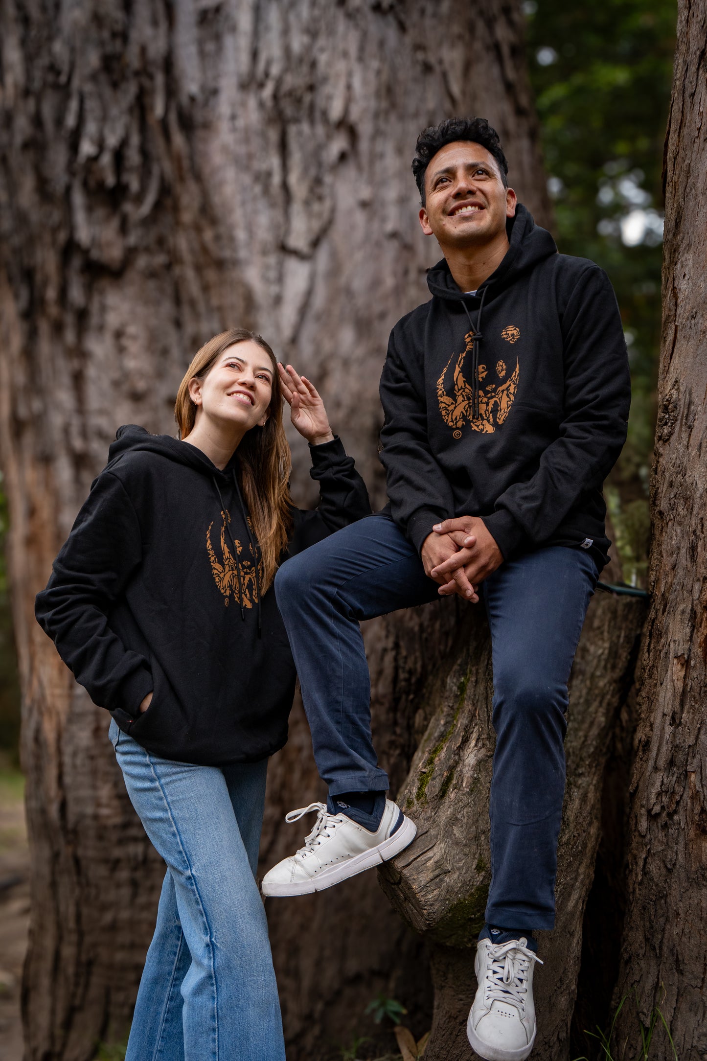 Hoodie Especies Negro