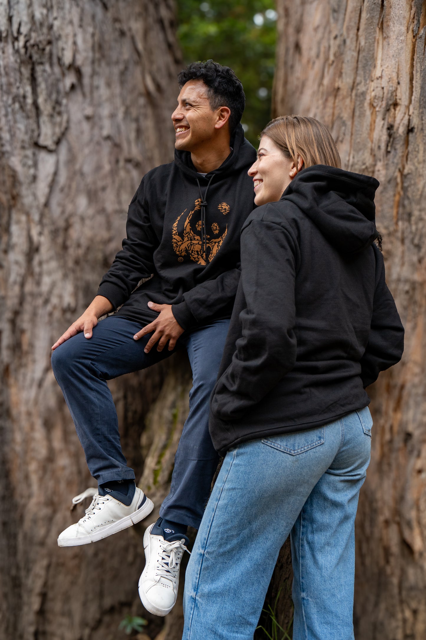 Hoodie Especies Negro